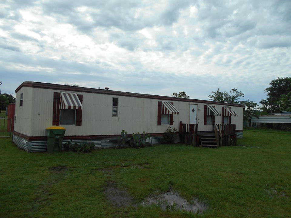 1st image of 7104 Walden Dr