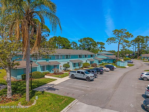 4th image of 605 MARSH COVE Lane