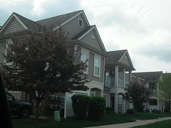 3rd image of 19201 Addington Dr #1