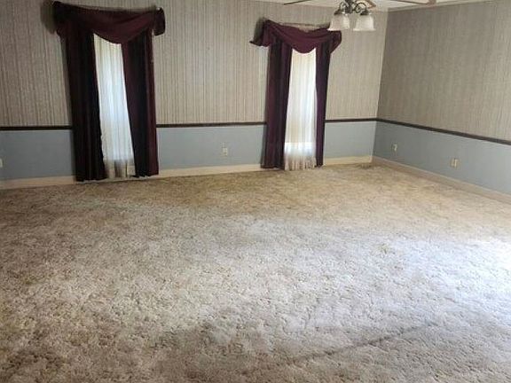 5th image of 5409 Meadowick Ave