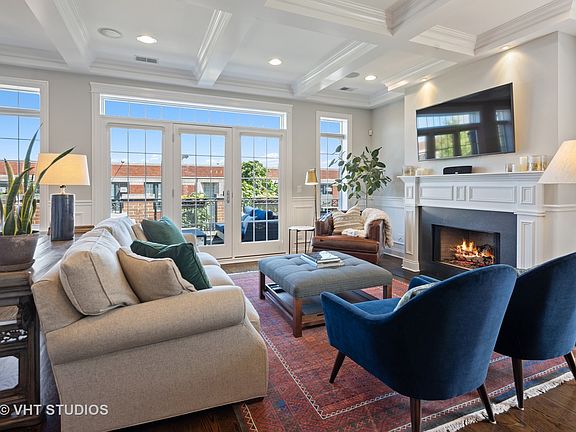 4th image of 3320 N Clifton Ave #3