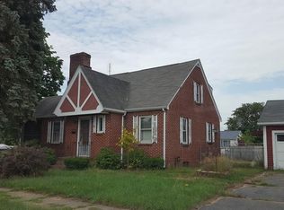 21 Ray St, Ludlow, MA 01056