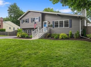 15 Ridgewood Rd, Westwood, MA 02090