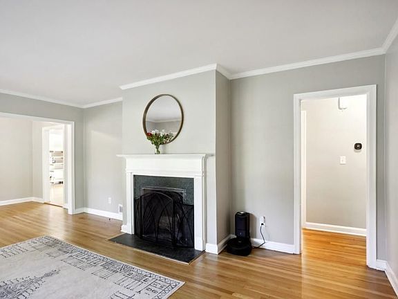 2nd image of 1871 McJenkin Dr NE