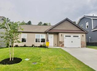 51 Mendham Ln, Greer, SC 29650