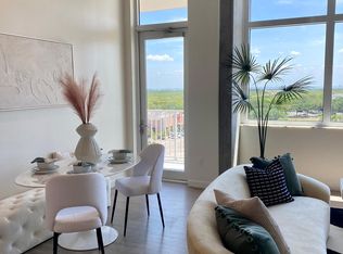 200 Carillon Pkwy #1, Saint Petersburg, FL 33716