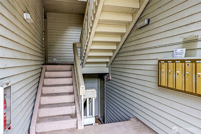 2nd image of 1700 W Sunn Fjord Lane #L202