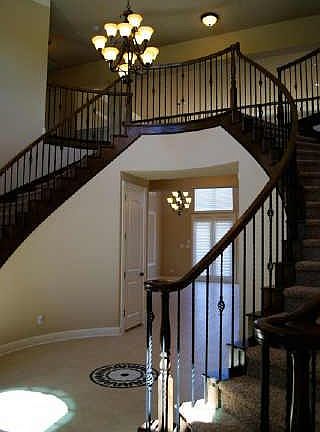 4th image of 2400 Top Rail Ln