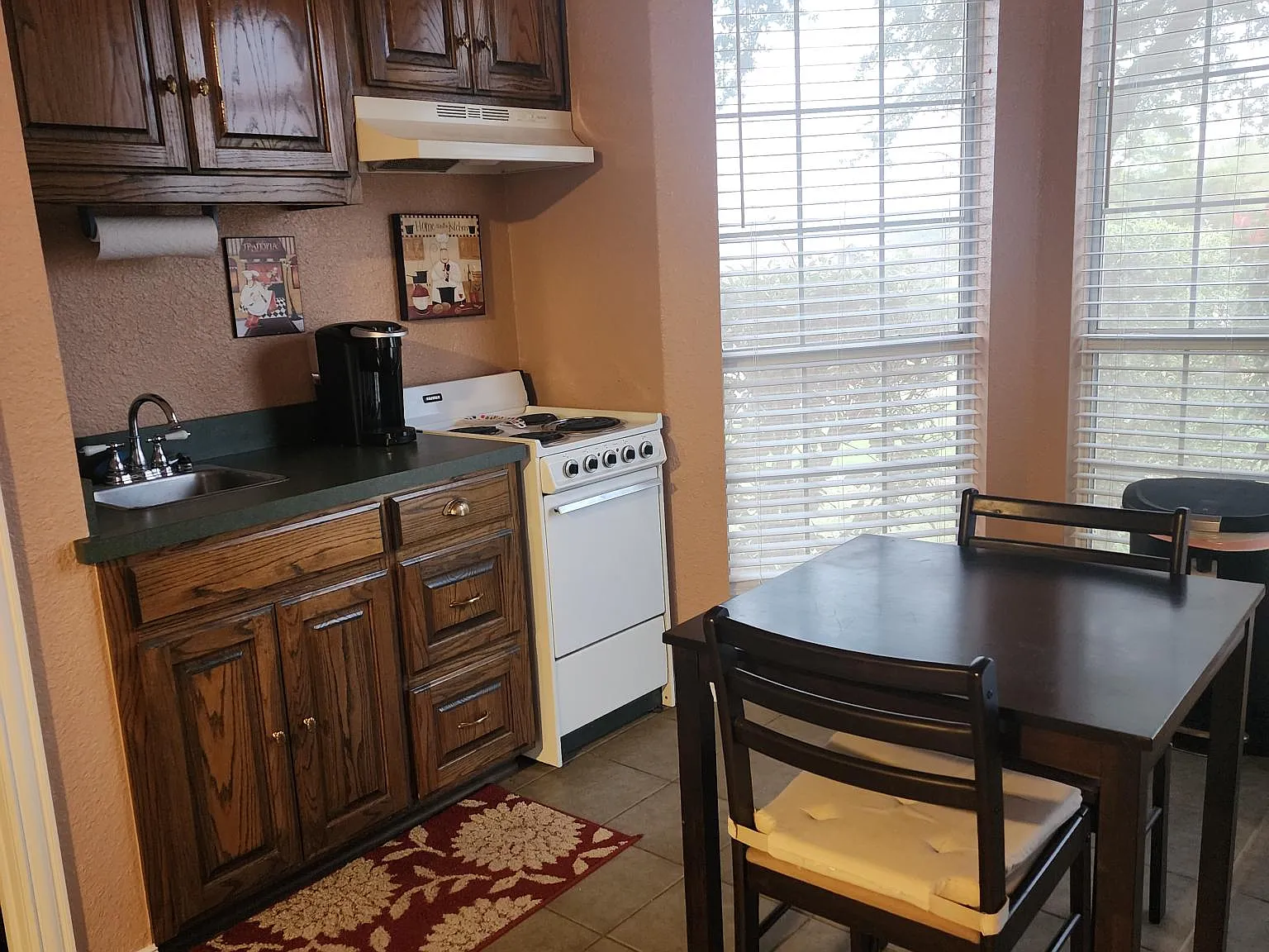 1 bed, 650 sqft, $1,400 — Photo 2