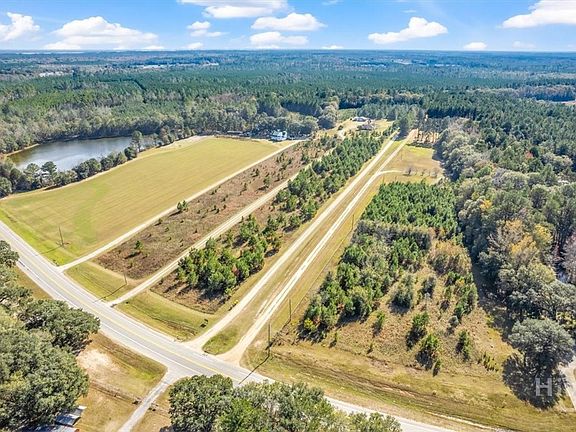 3rd image of 7458 Highway 119 S