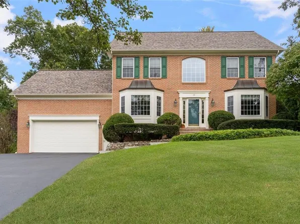 23 Millers Brook Dr, Cumberland, RI 02864