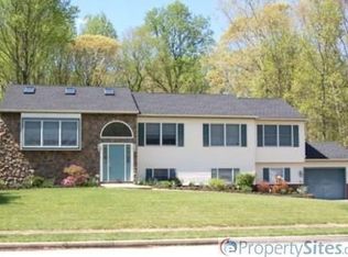 12 Ferro Dr, Sewell, NJ 08080