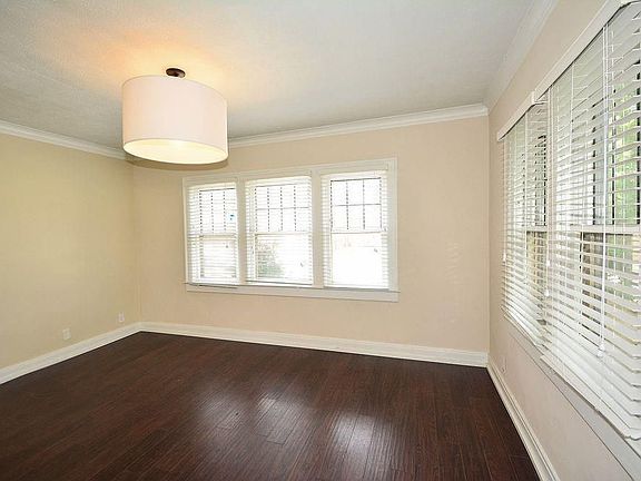 2nd image of 1711 N College Ave APT 7
