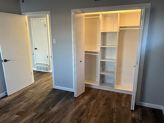 4th image of 304 Bird Ln