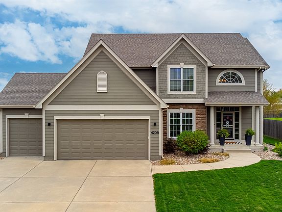 2nd image of 4208 SW Camden Ridge Dr