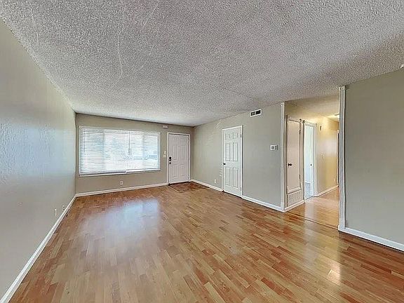 3rd image of 1252 Jack London Dr