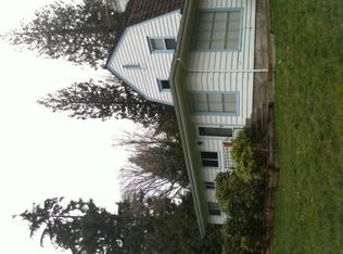 23201 Woodway Park Rd, Edmonds, WA 98020