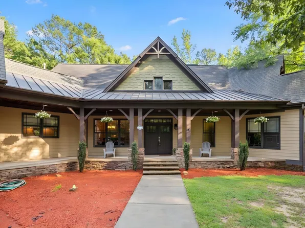 205 Carrie Dr, Clayton, NC 27527