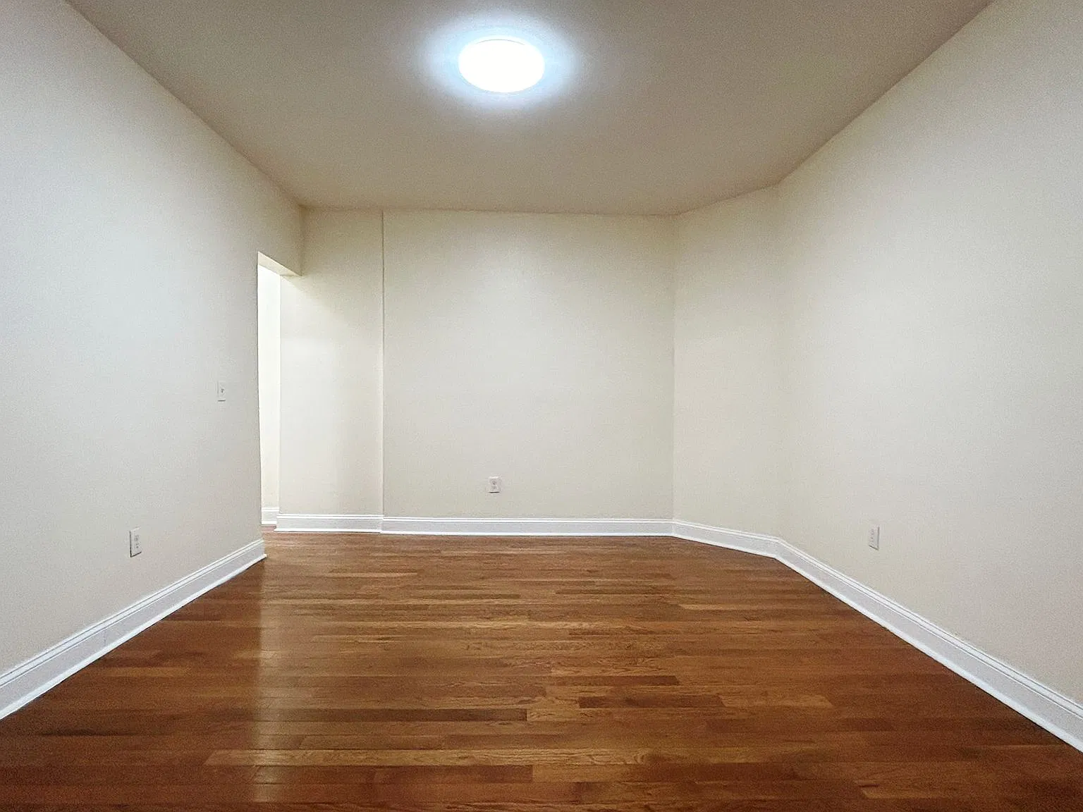15 Gifford Ave — Photo 4