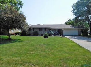 297 S Coy Rd, Oregon, OH 43616