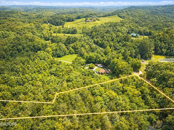 2nd image of 6 Upper Rinehart Rd