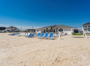 14 Hawkins Way, Waretown, NJ 08758