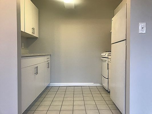 5th image of 4138 69th St APT 4