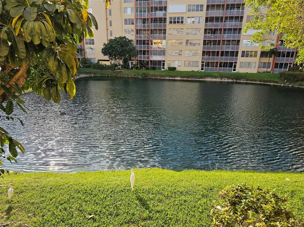 1780 NE 191st Street #200-2, North Miami Beach, FL 33179