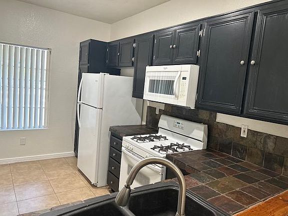 4th image of 1296 Alderwood Ln