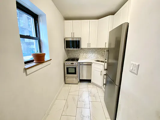 Rented by JM Preston Properties LLC | media 23