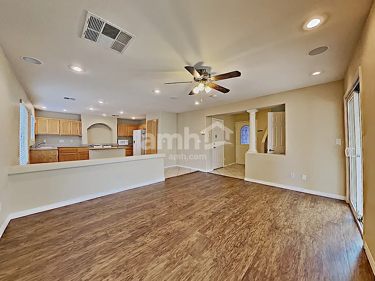 7446 Celosia St — Photo 8