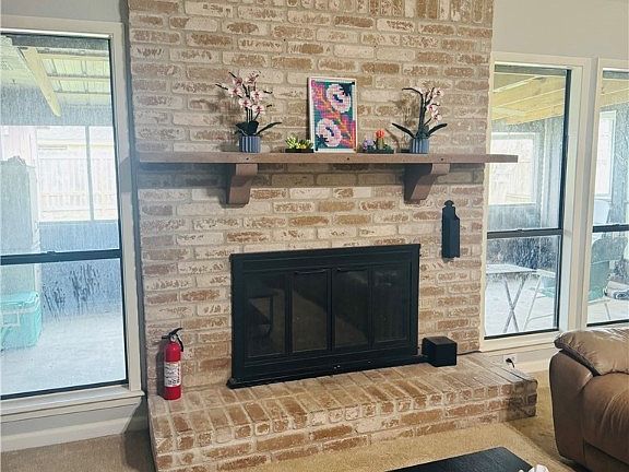 4th image of 415 Navajo Dr