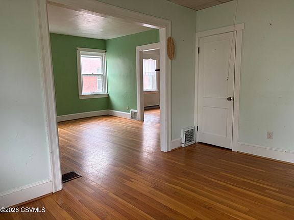 4th image of 253 3rd St
