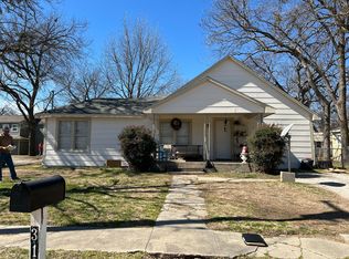 317 Ritchey St, Gainesville, TX 76240