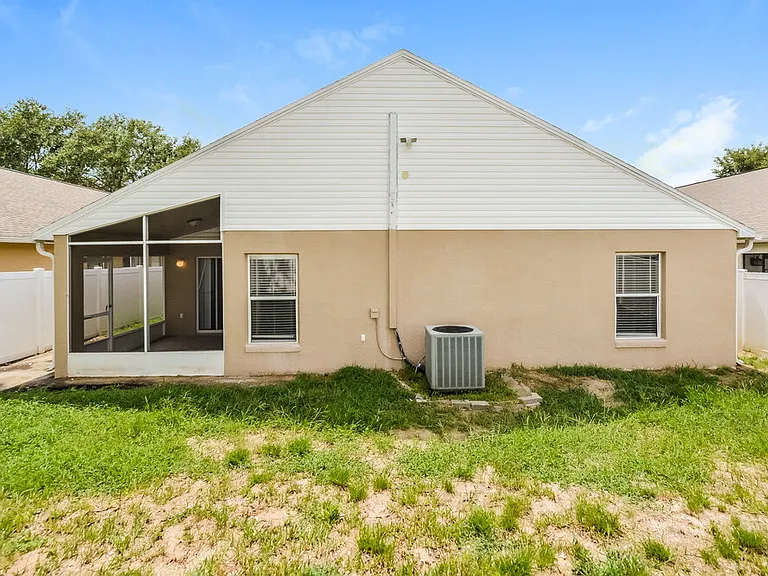 2113 Carpathian Dr — Photo 16
