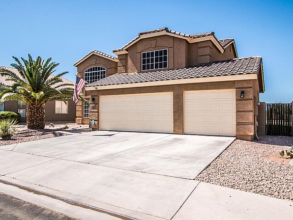 2nd image of 922 E Rosebud Dr