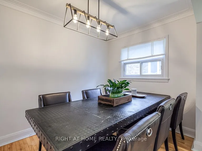 64 Royal York Rd — Photo 8