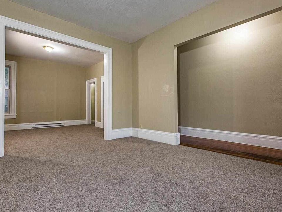 2nd image of 541 Loras Blvd