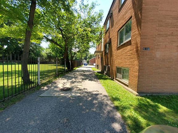 2nd image of 5058 Broadway Ave #7