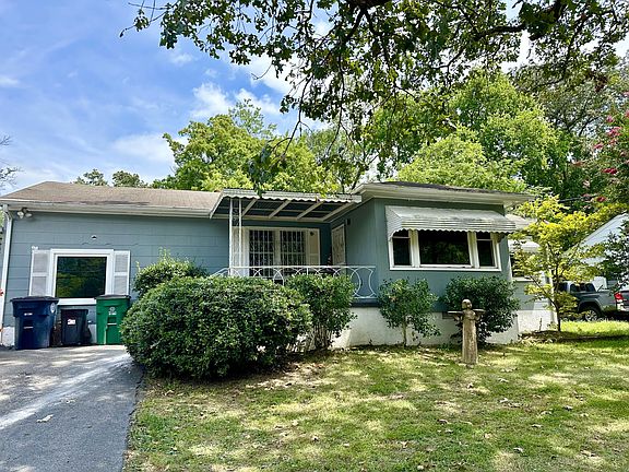 3rd image of 1148 S Seminole Dr