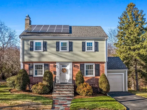 21 Neillian Cres, Jamaica Plain, MA 02130