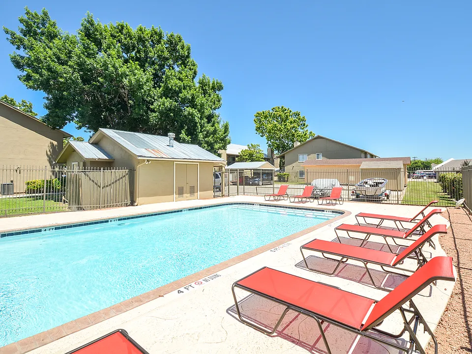 Sparkling Pool