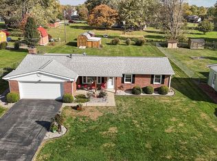 2140 S Fairview Dr, Shelbyville, IN 46176