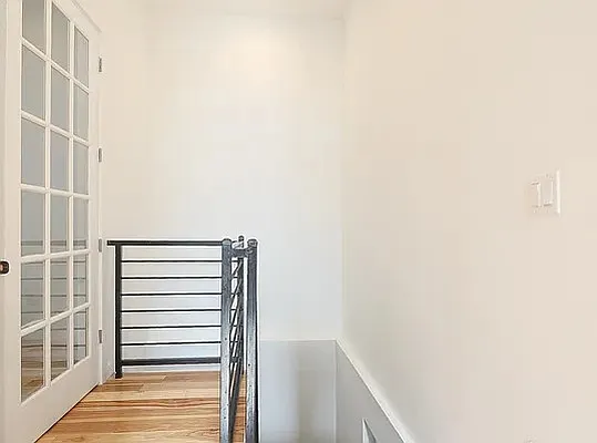 Rented by Artifex | media 5