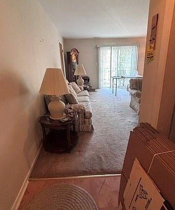 3rd image of 560 Cross St #217
