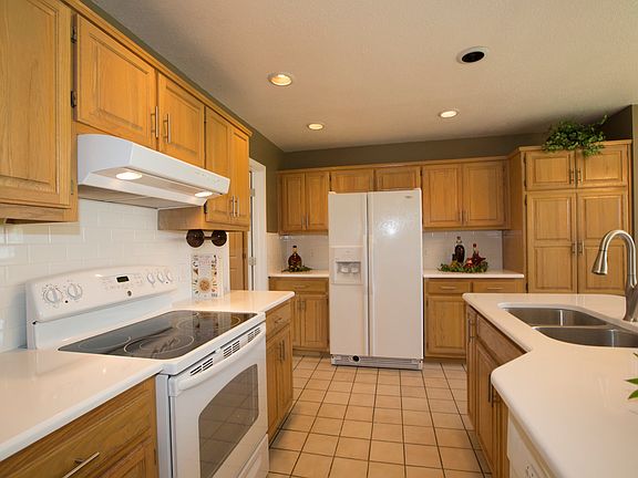 Large number of cabinets for storage