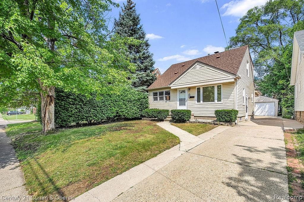 24160 Oxford St, Dearborn, MI 48124