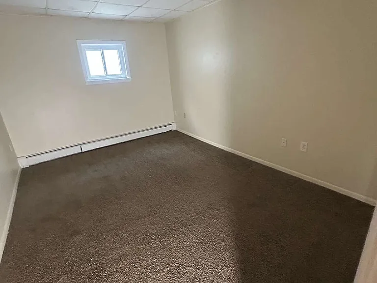 12 Clinton St #8 — Photo 4