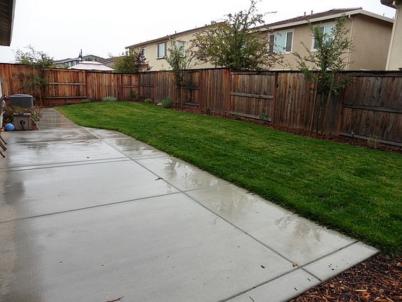 4th image of 2216 Telegraph Hill Dr