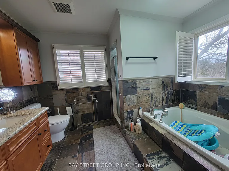 98 Brookeview Dr — Photo 39